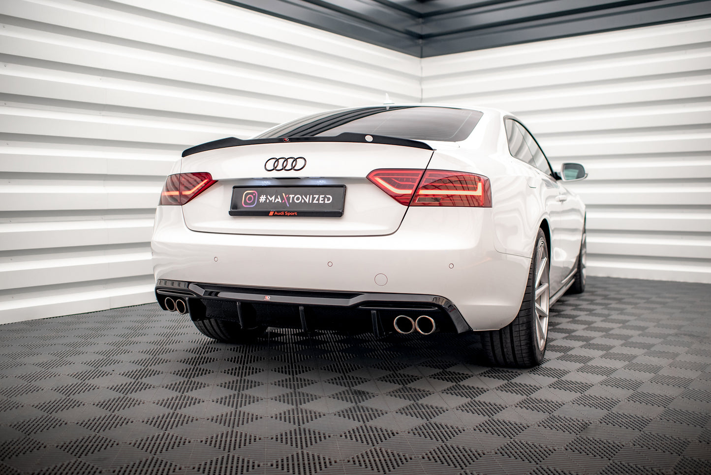Heckansatz Audi A5 Sportback 8T Facelift (Version mit Doppelauspuff auf beiden Seiten)