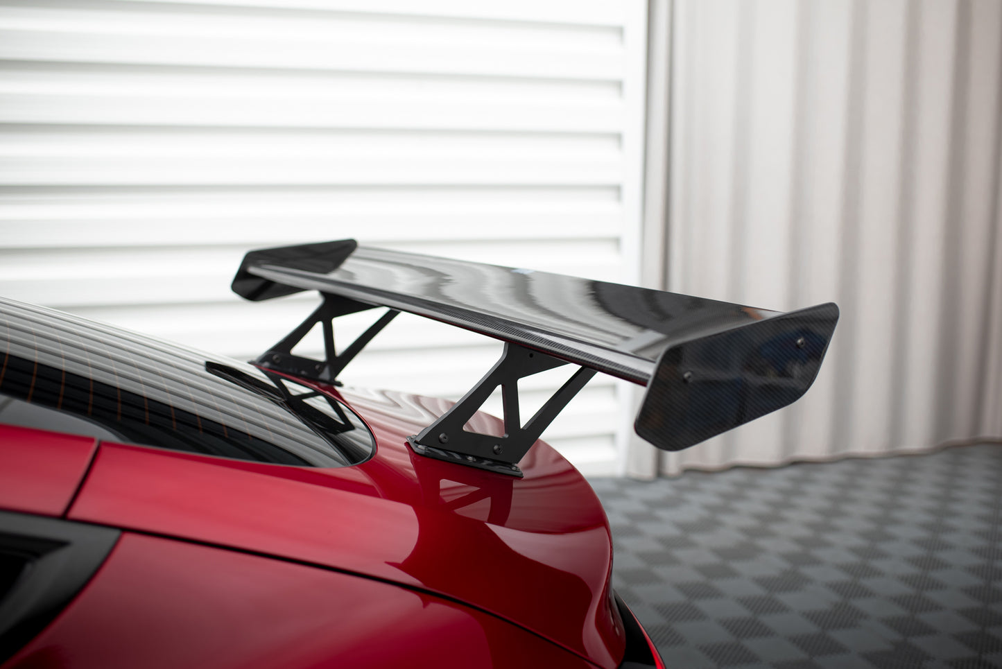Karbonowy Spoiler Tesla Model 3