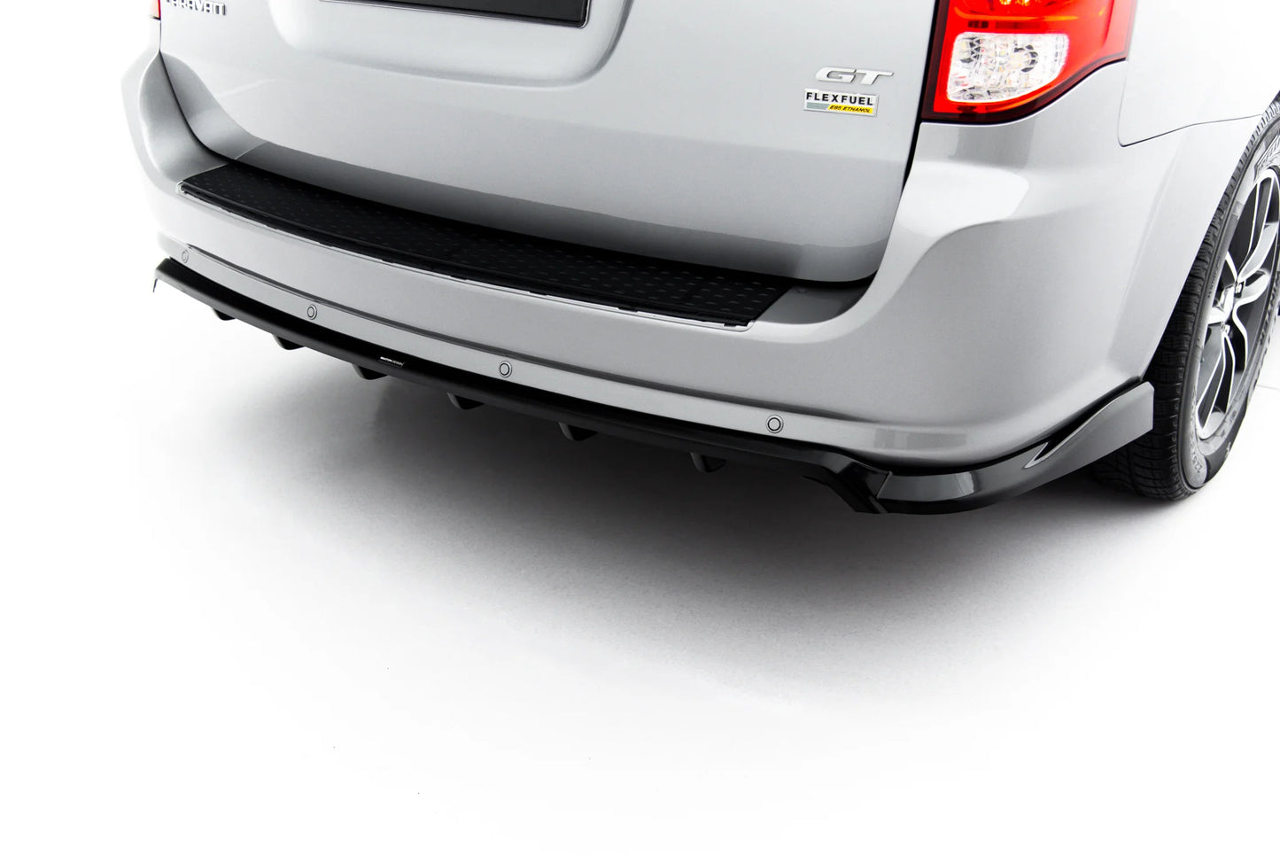 Splitter Tylny (Z Dyfuzorem) Dodge Grand Caravan Mk5 Facelift