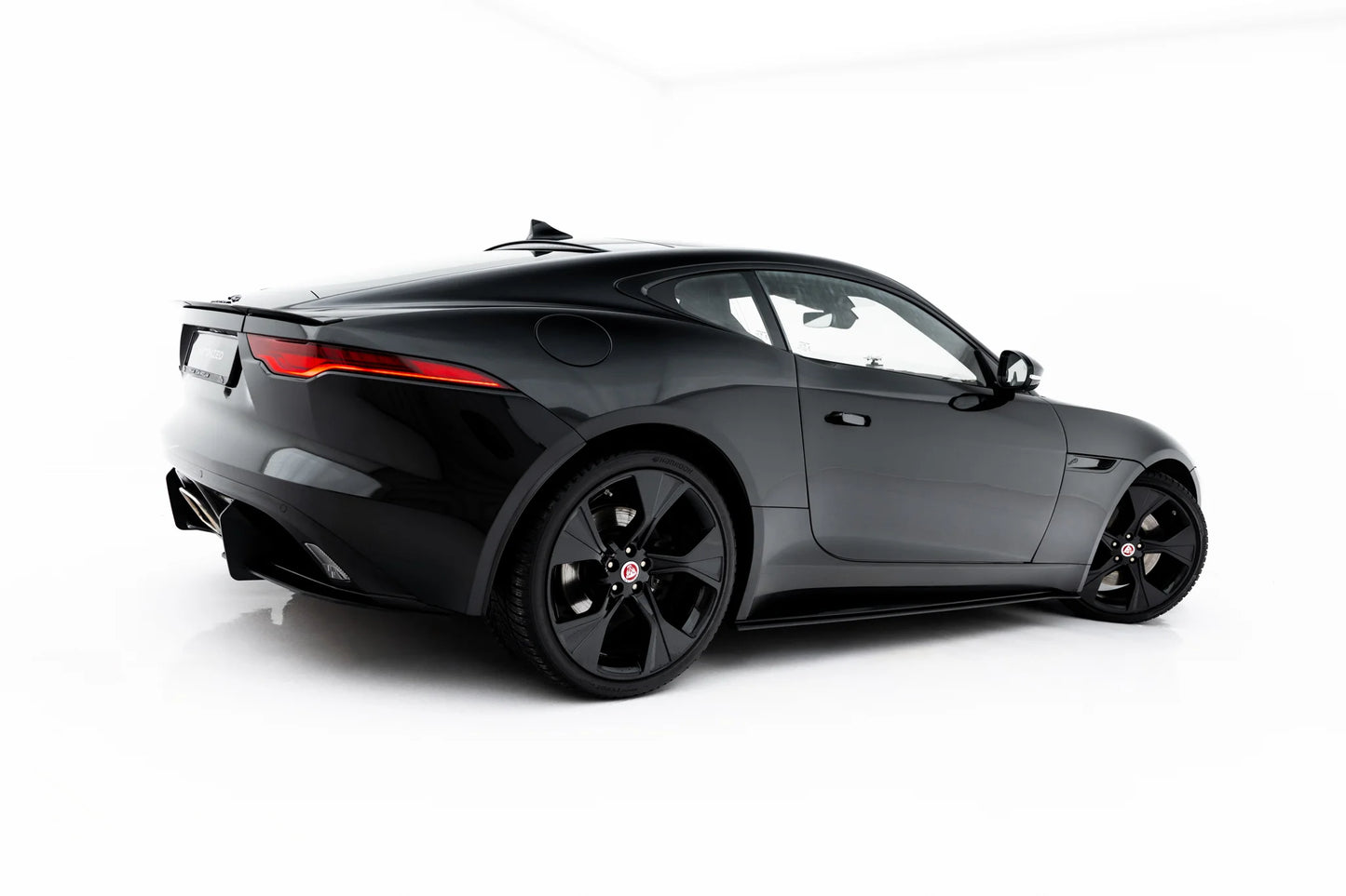 Dokładki progów Street Pro Jaguar F-Type X152 Facelift 2
