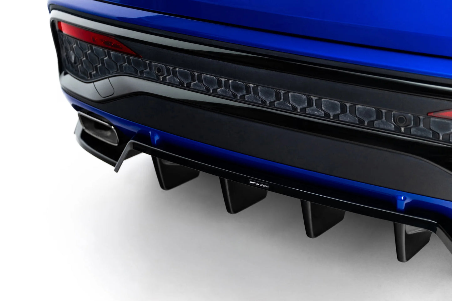 Hinten Splitter (mit einem vertikalem balken) Audi Q5 S-Line Sportback / SUV Mk3