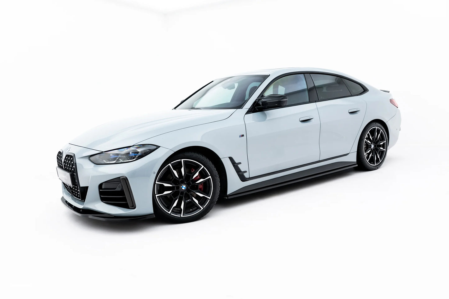 Dokładki Progów V.1 BMW 4 Gran Coupe M-Pack / M440i G26