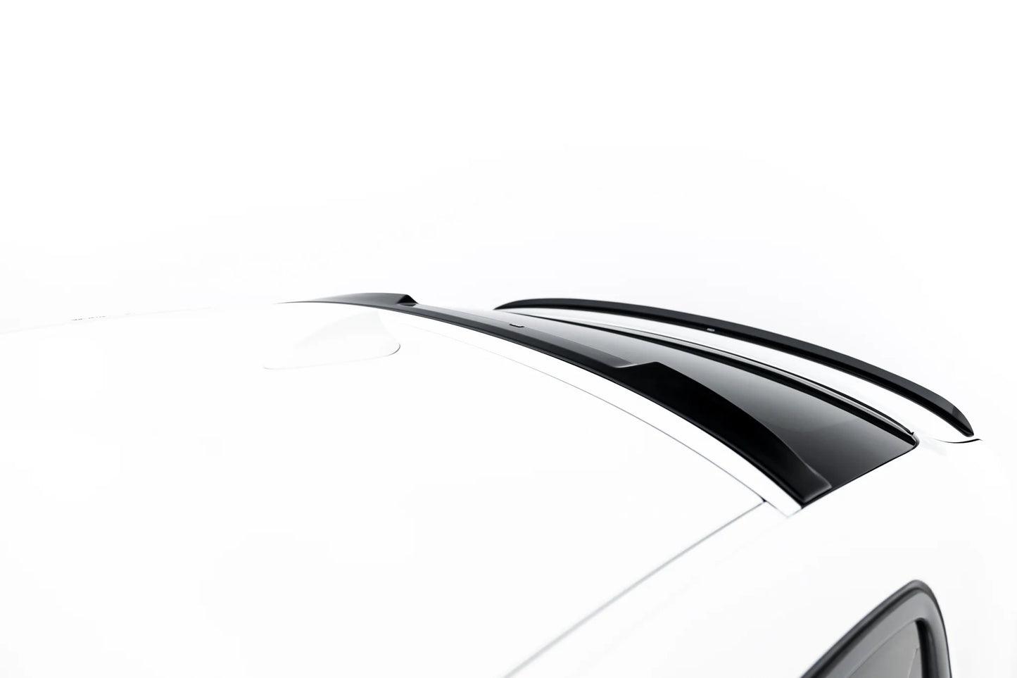 Die Erweiterung der Heckscheibe BMW X6 F16 M-Pack / X6 M F86