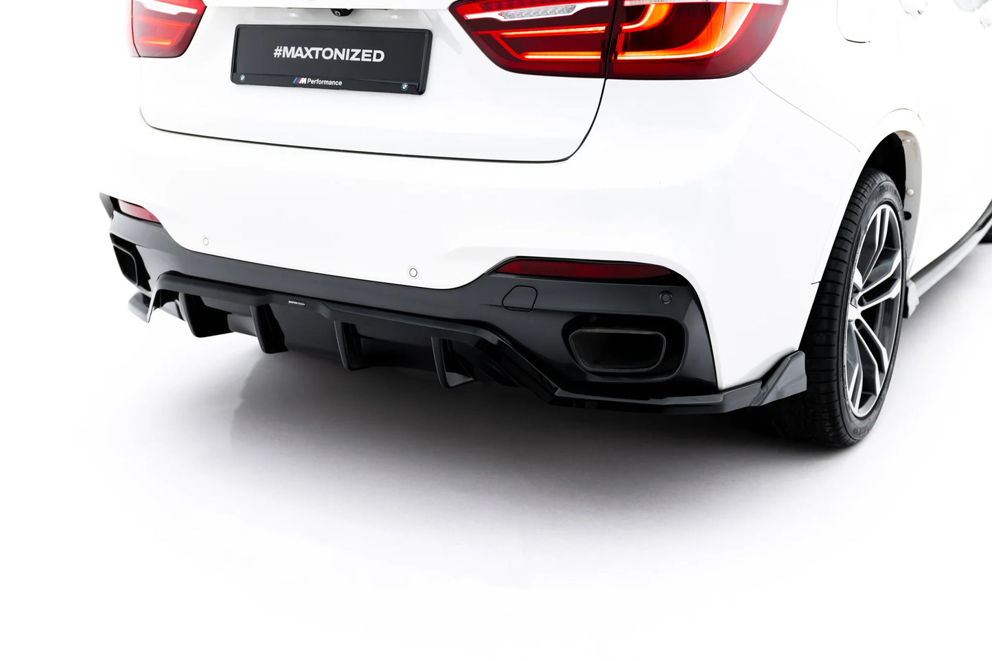 Splitter Tylny (Z Dyfuzorem) BMW X6 M-Pack F16