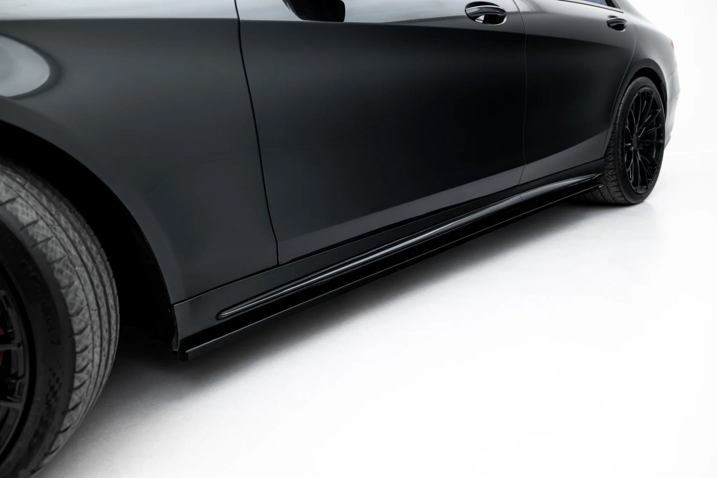 Zestaw Splitterów Mercedes-Benz S AMG-Line W222