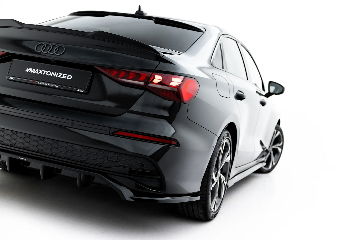 Splitter Tylny (Z Dyfuzorem) Audi A3 Sedan 8Y Facelift