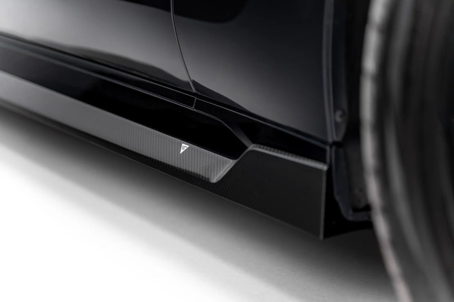 Prepreg Carbon Fiber Side Skirts BMW 7 M-Pack / M760e / i7 M-Pack G70