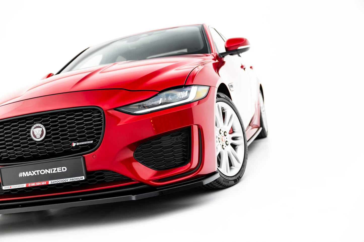 Front Diffusor Jaguar XE R-Dynamic X760 Facelift