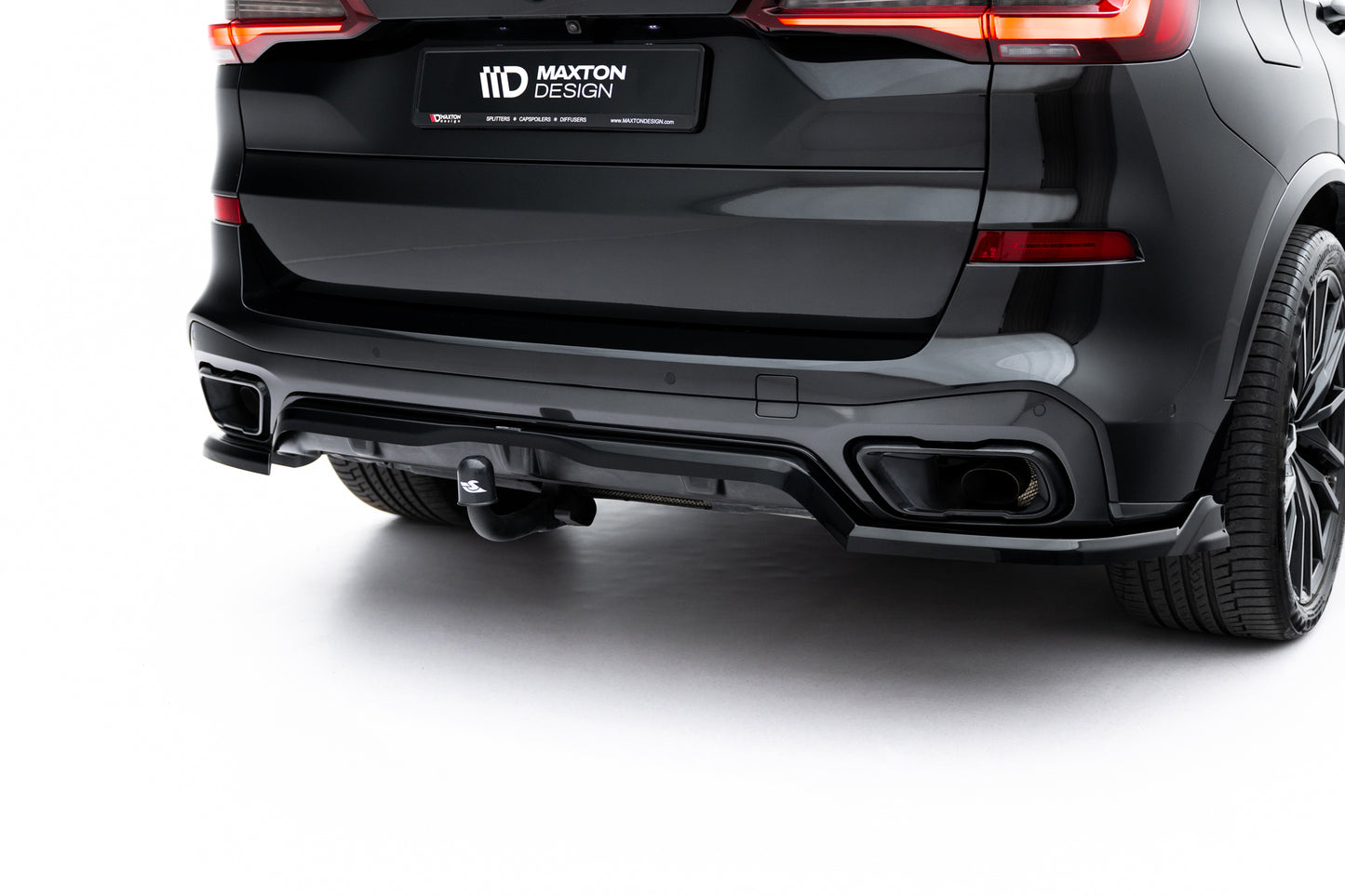 Arriere Splitter (avec une barre verticale) BMW X5 M-Pack G05