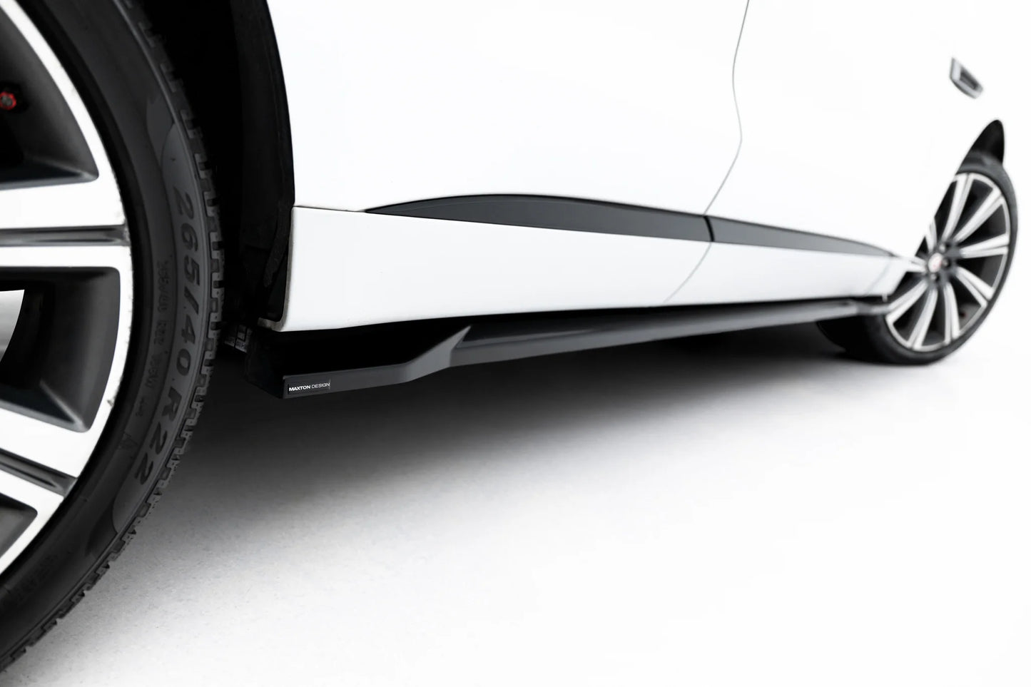 Rajouts Des Bas De Caisse Jaguar F-Pace S X761