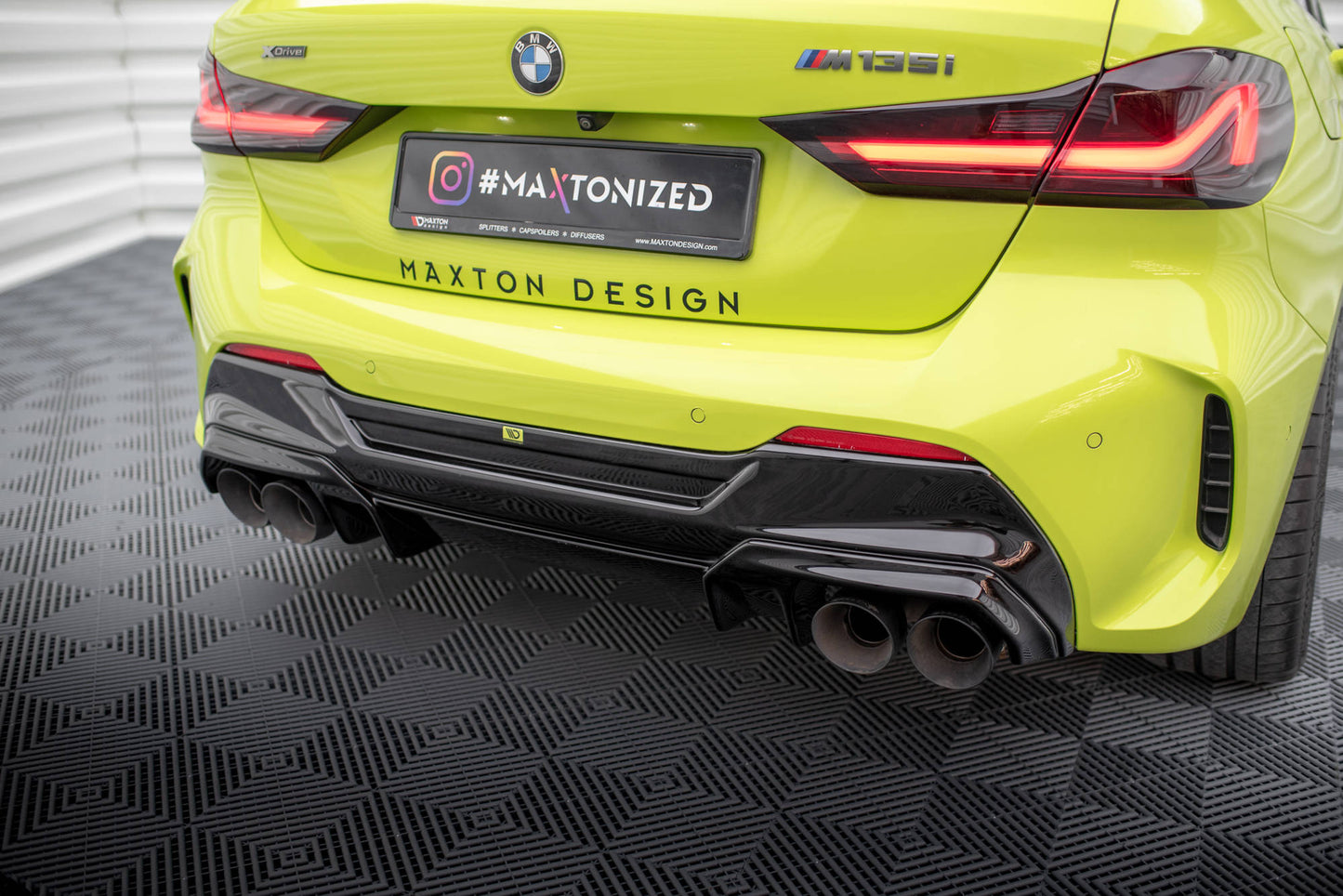 Rajout Du Pare-Chocs Arriere V.2 + échappement Milltek Sport BMW M135i F40