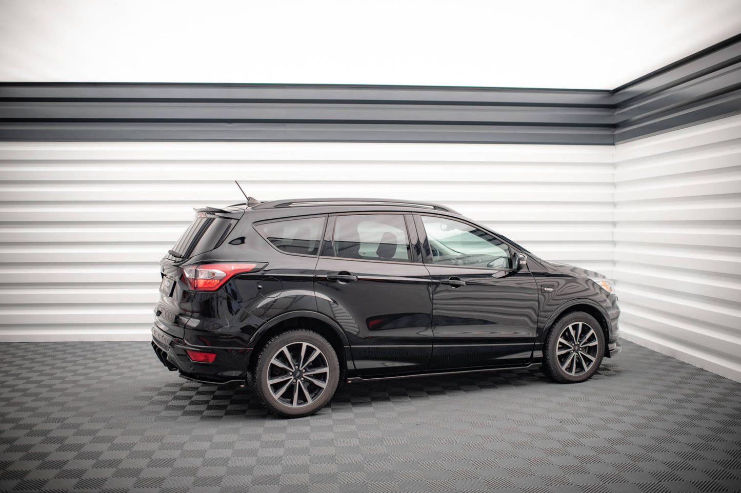 Side Skirts Diffusers Ford Escape ST-Line Mk3