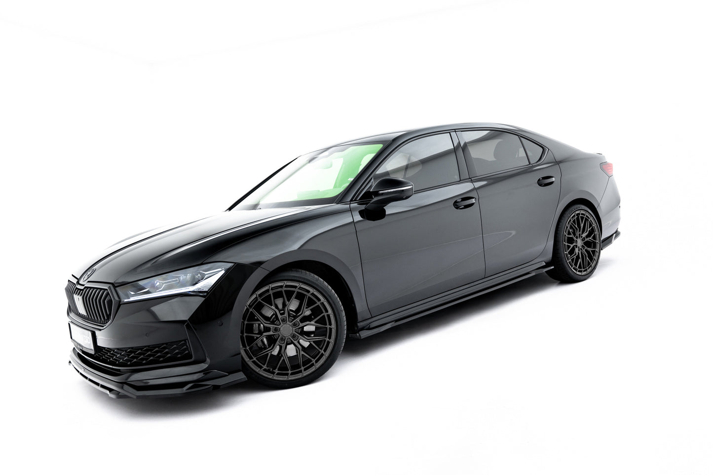 Side Skirts Diffusers V.1 Skoda Superb Sportline Mk4