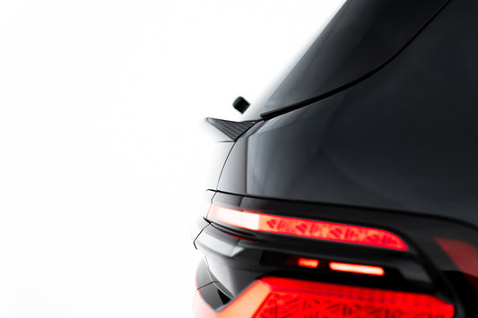 Prepreg Carbon Fiber Tailgate Spoiler (Lower) BMW X7 M-Pack G07 Facelift