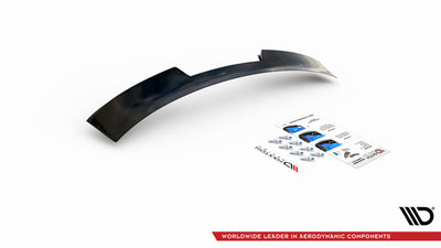 The extension of the rear window BMW M2 F87