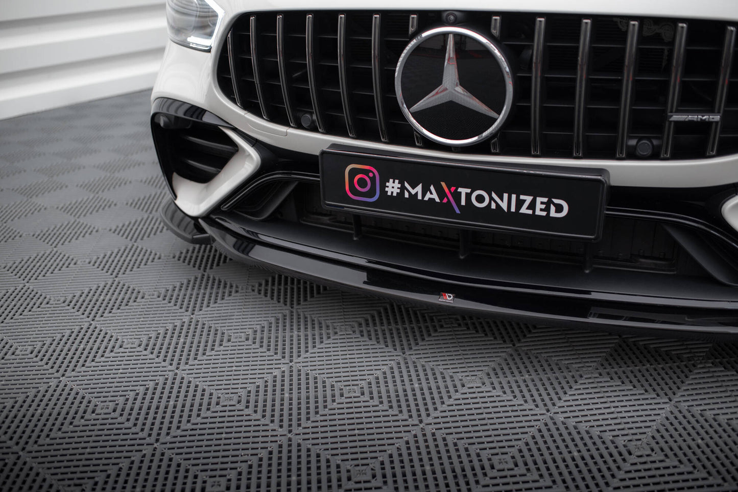 Front Splitter V.1 Mercedes-AMG GT 43 4 Door Coupe V8 Styling Package X290