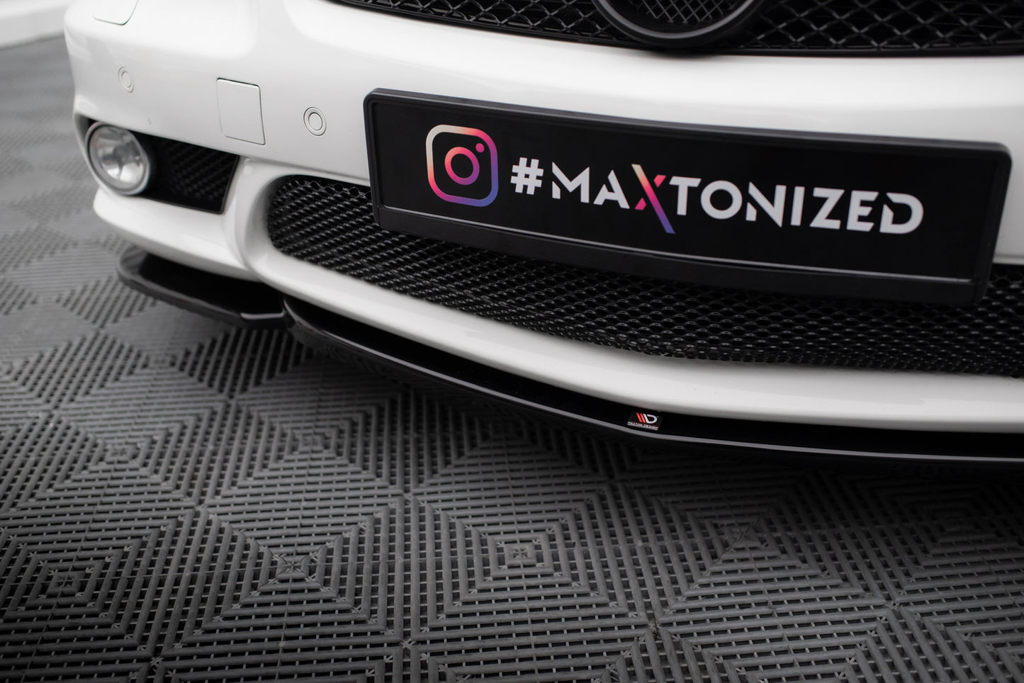 FRONT SPLITTER V.1 Mercedes CLS C219 55AMG