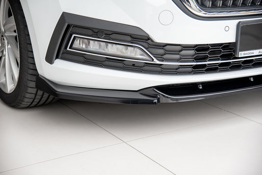 Front Splitter V.1 Skoda Octavia Mk4