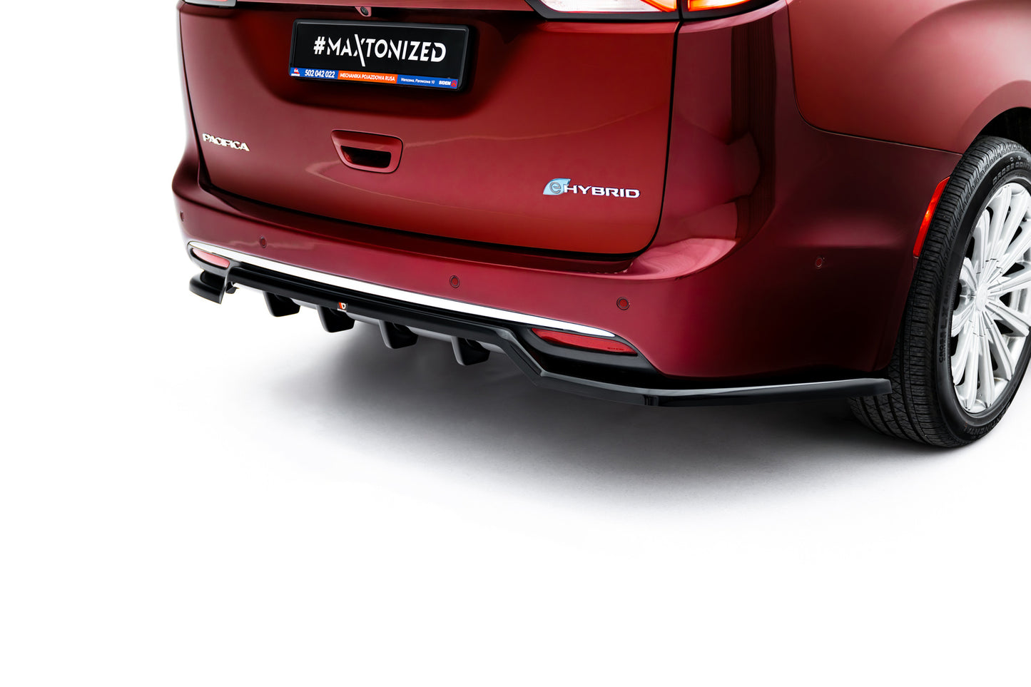 Rear Splitter (with vertical bars) Chrysler Pacifica Mk2