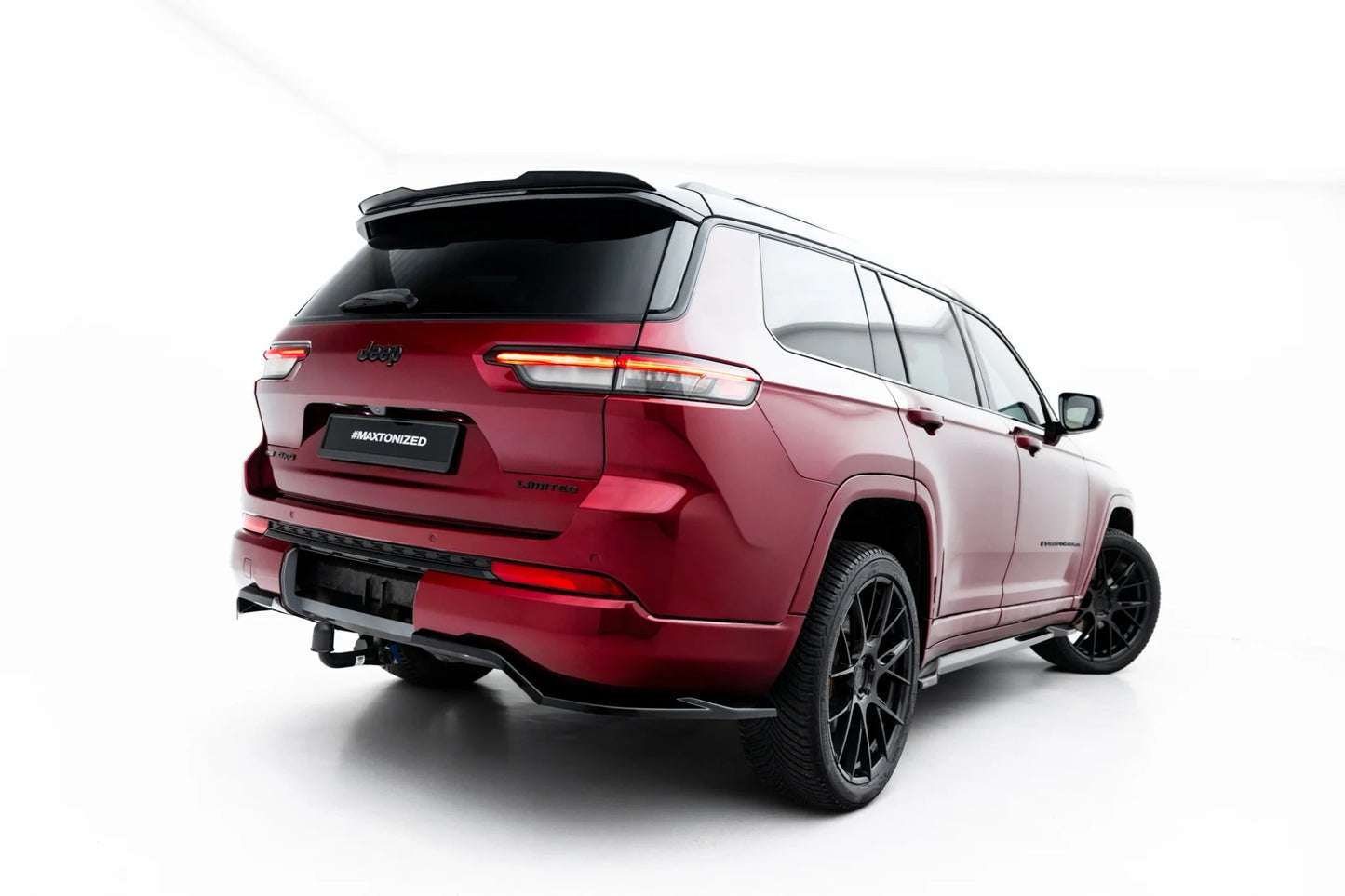 Rear Splitter (with vertical bars) Jeep Grand Cherokee L Mk5