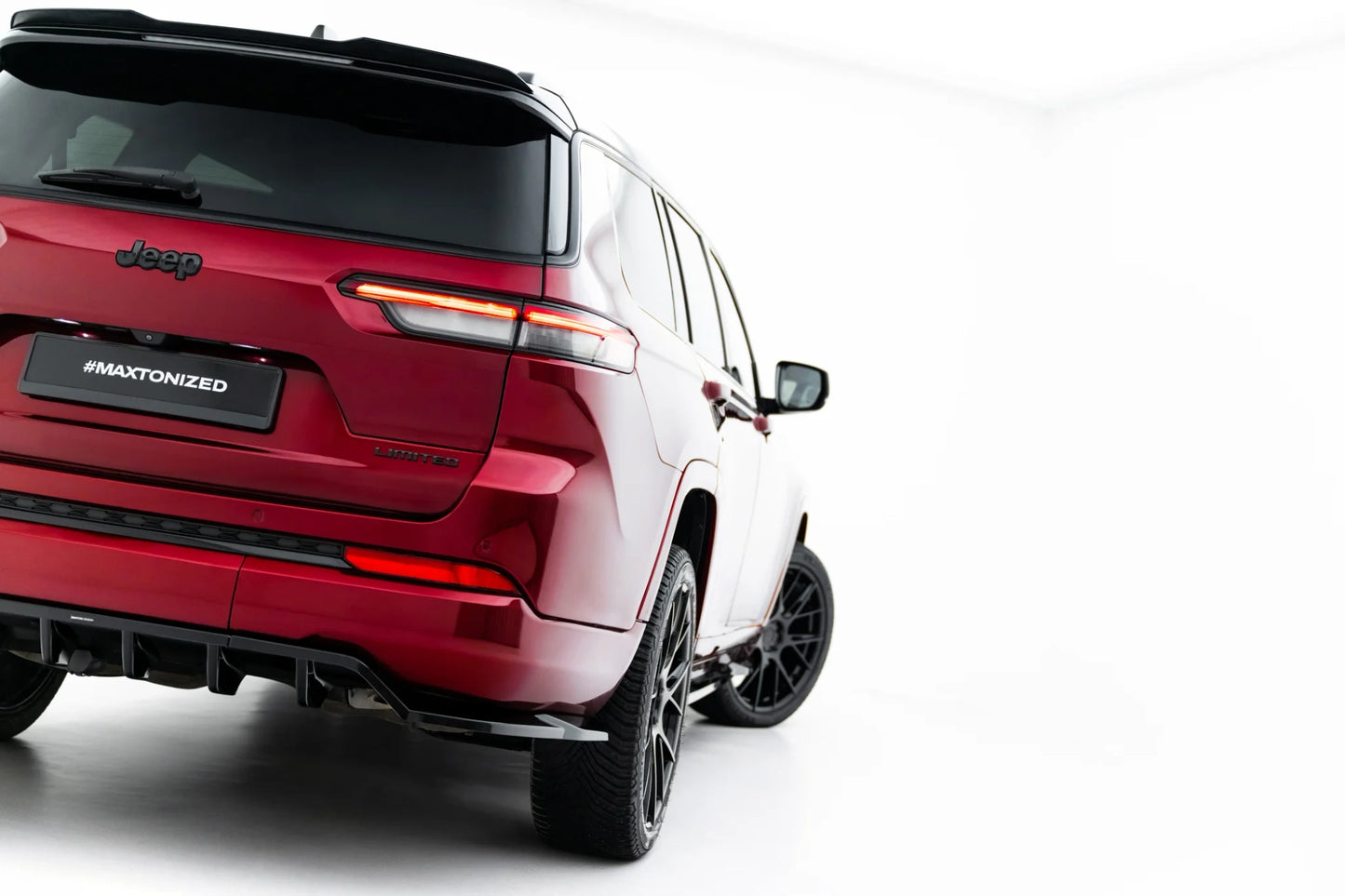 Rear Splitter (with vertical bars) Jeep Grand Cherokee L Mk5