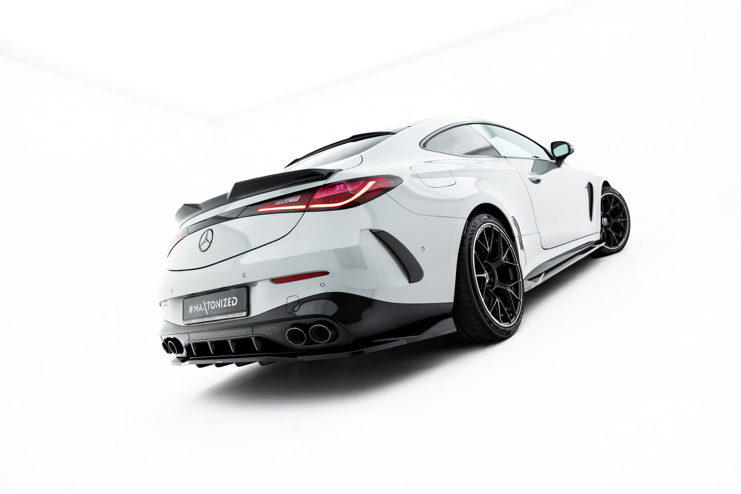 Rear Splitter (with vertical bars) Mercedes-AMG CLE 53 Aero C236