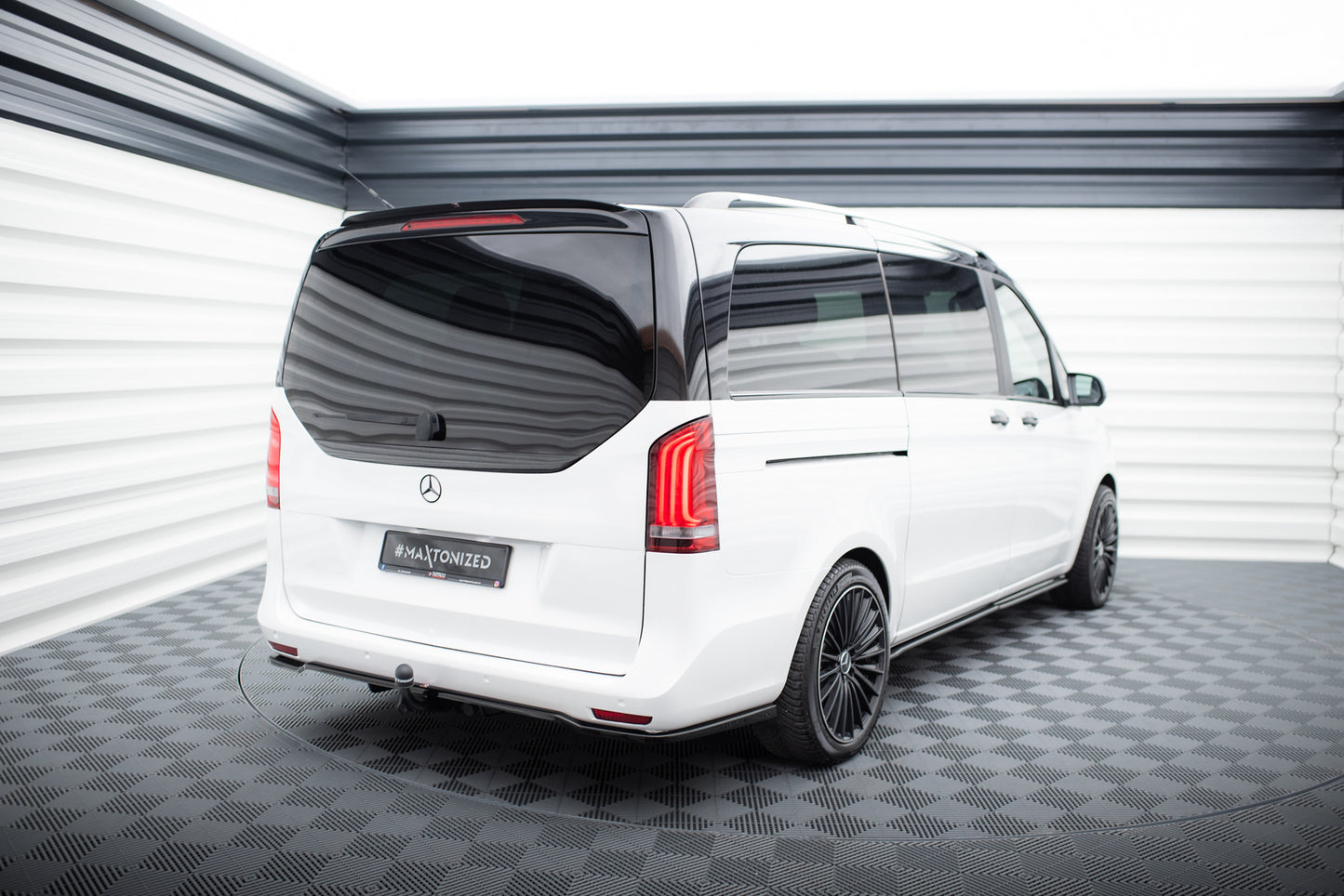 Rear Splitter (with vertical bars) Mercedes-Benz Vito Extra Long W447