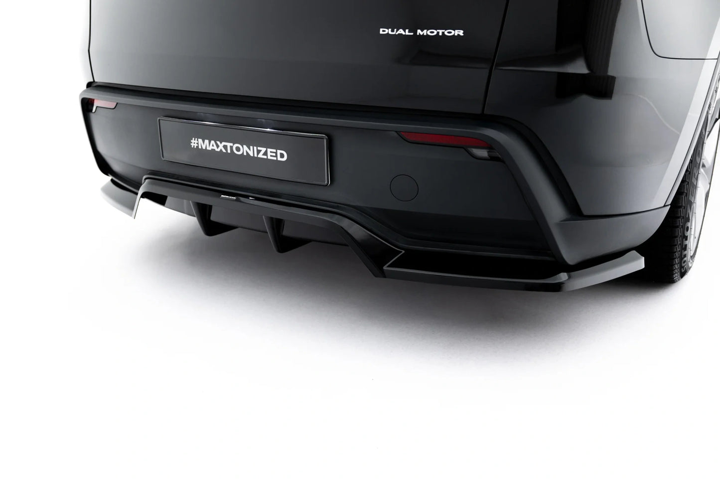 Rear Splitter (with vertical bars) Tesla Model Y Premium Mk1 Facelift