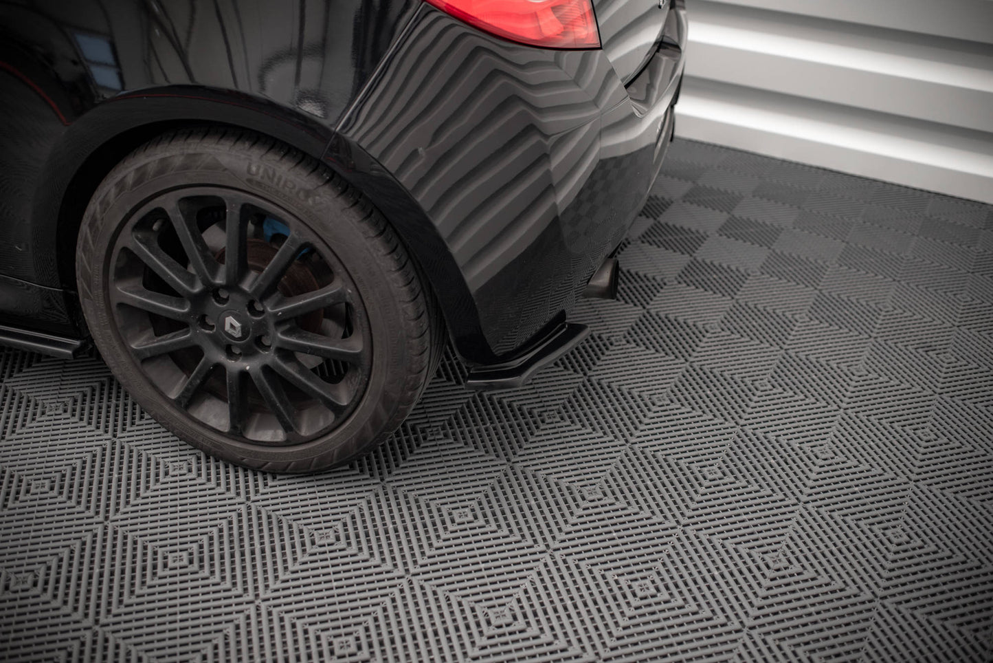 REAR SIDE SPLITTERS RENAULT CLIO III RS
