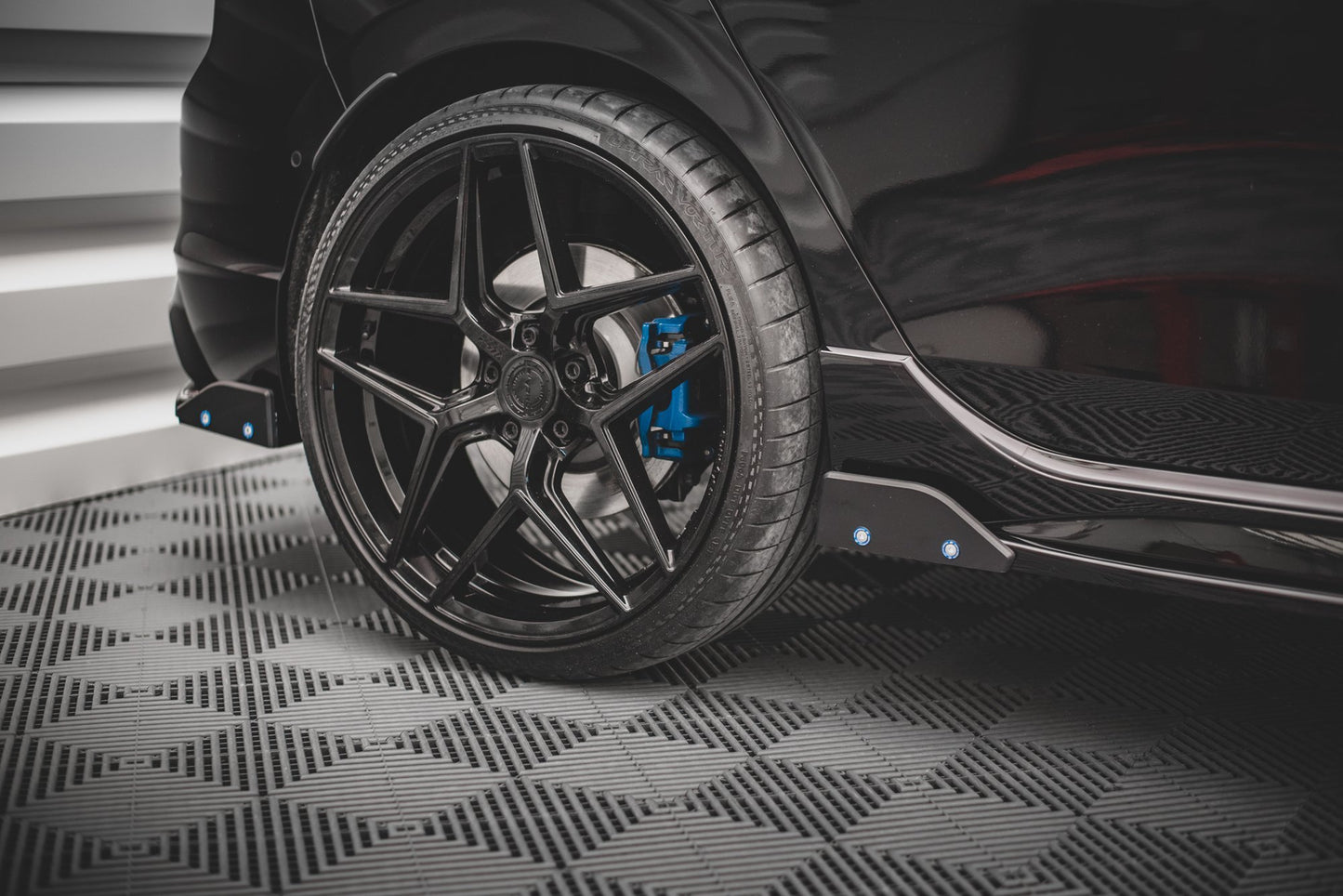 Rear Side Splitters V.2 + Flaps Volkswagen Golf R Hatchback Mk8