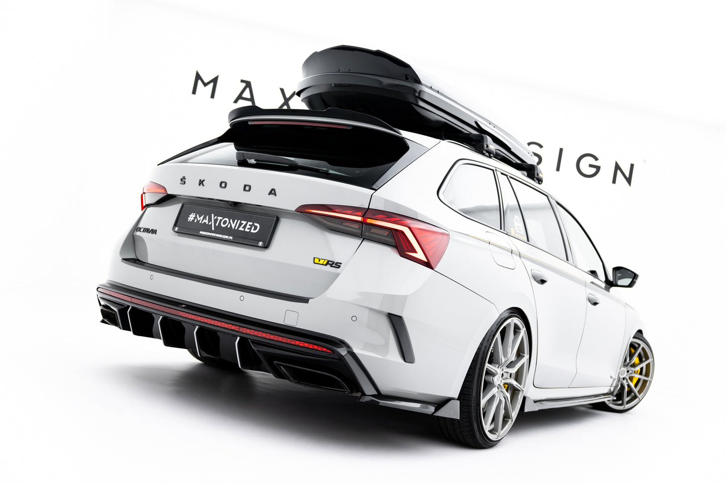 Rear Side Splitters V.8 Skoda Octavia RS Liftback / Combi Mk4 