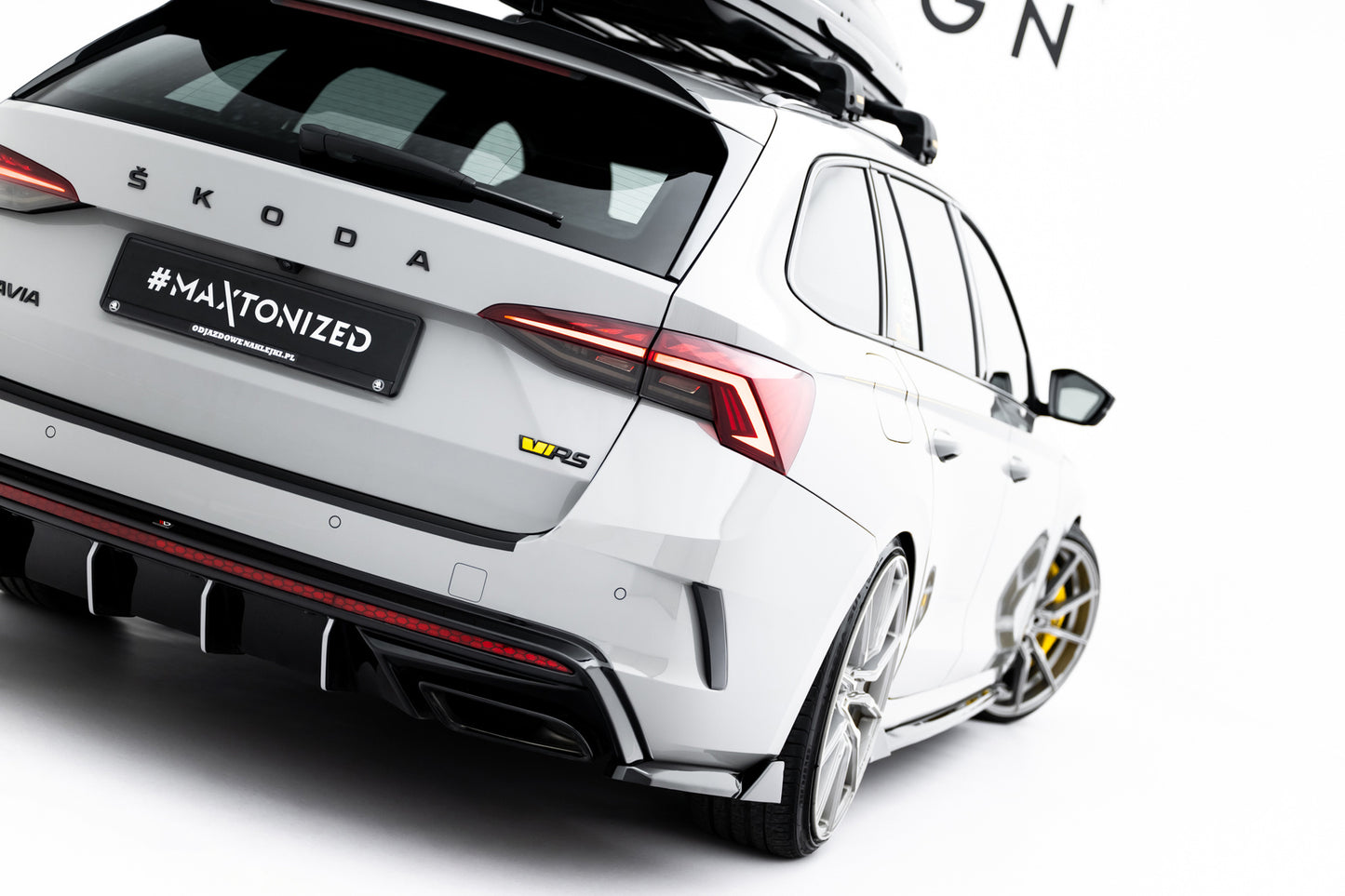 Rear Side Splitters V.8 Skoda Octavia RS Liftback / Combi Mk4 