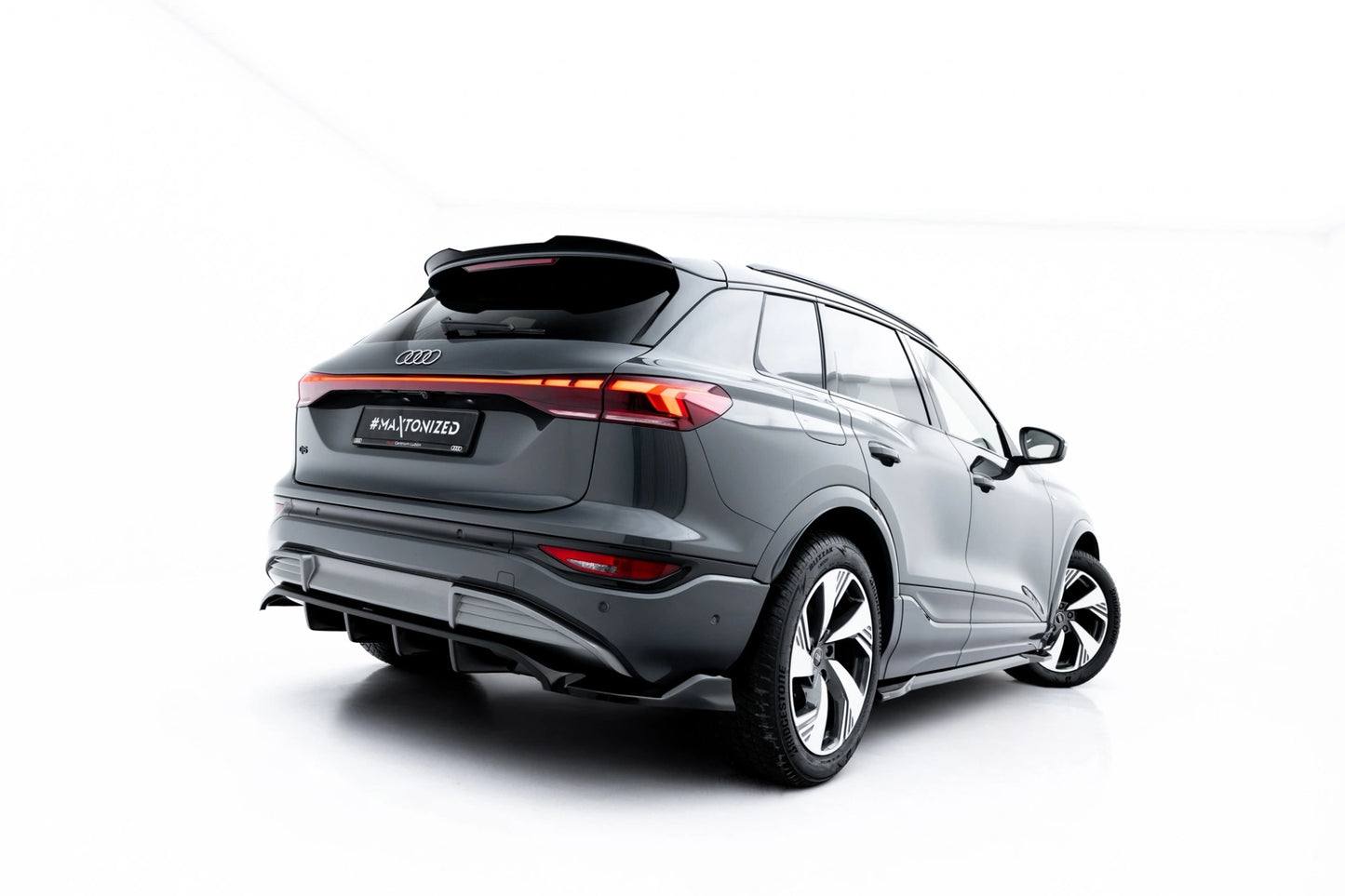 Set of Splitters Audi Q6 e-tron S-Line / SQ6 e-tron SUV Mk1