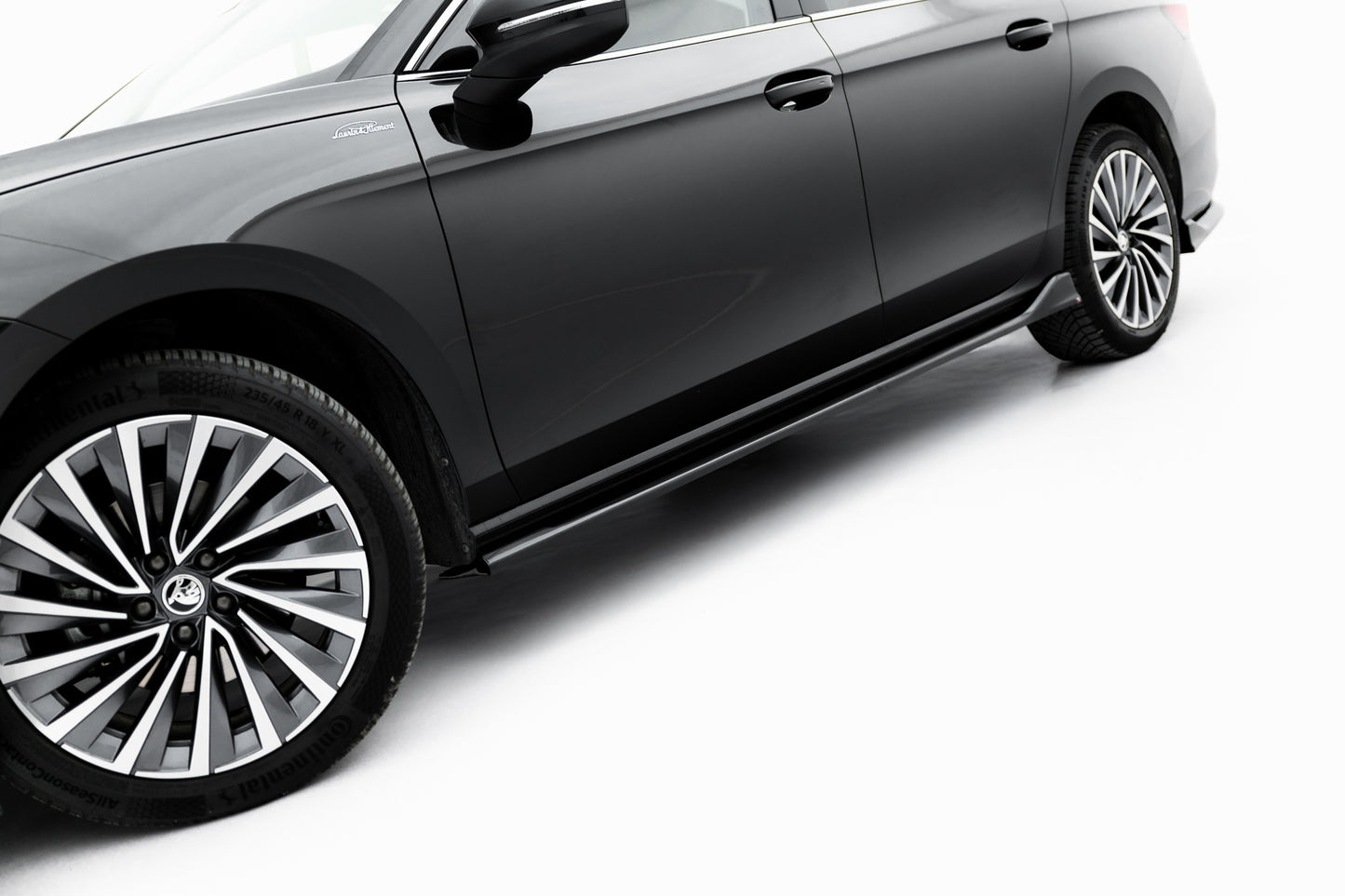 Set of Splitters V.2 Skoda Superb Sedan Mk4